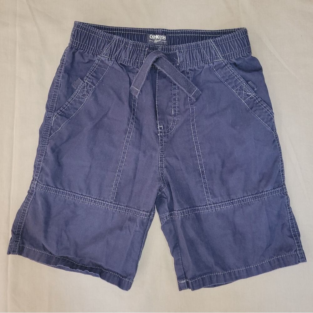 Oshkosh size 8 boys blue shorts